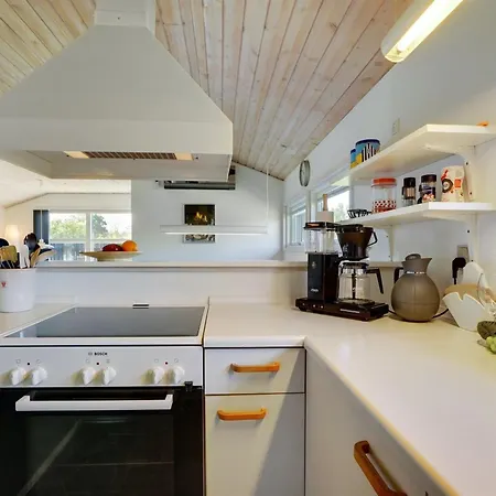 Ordan - 800m From The Sea By Interhome